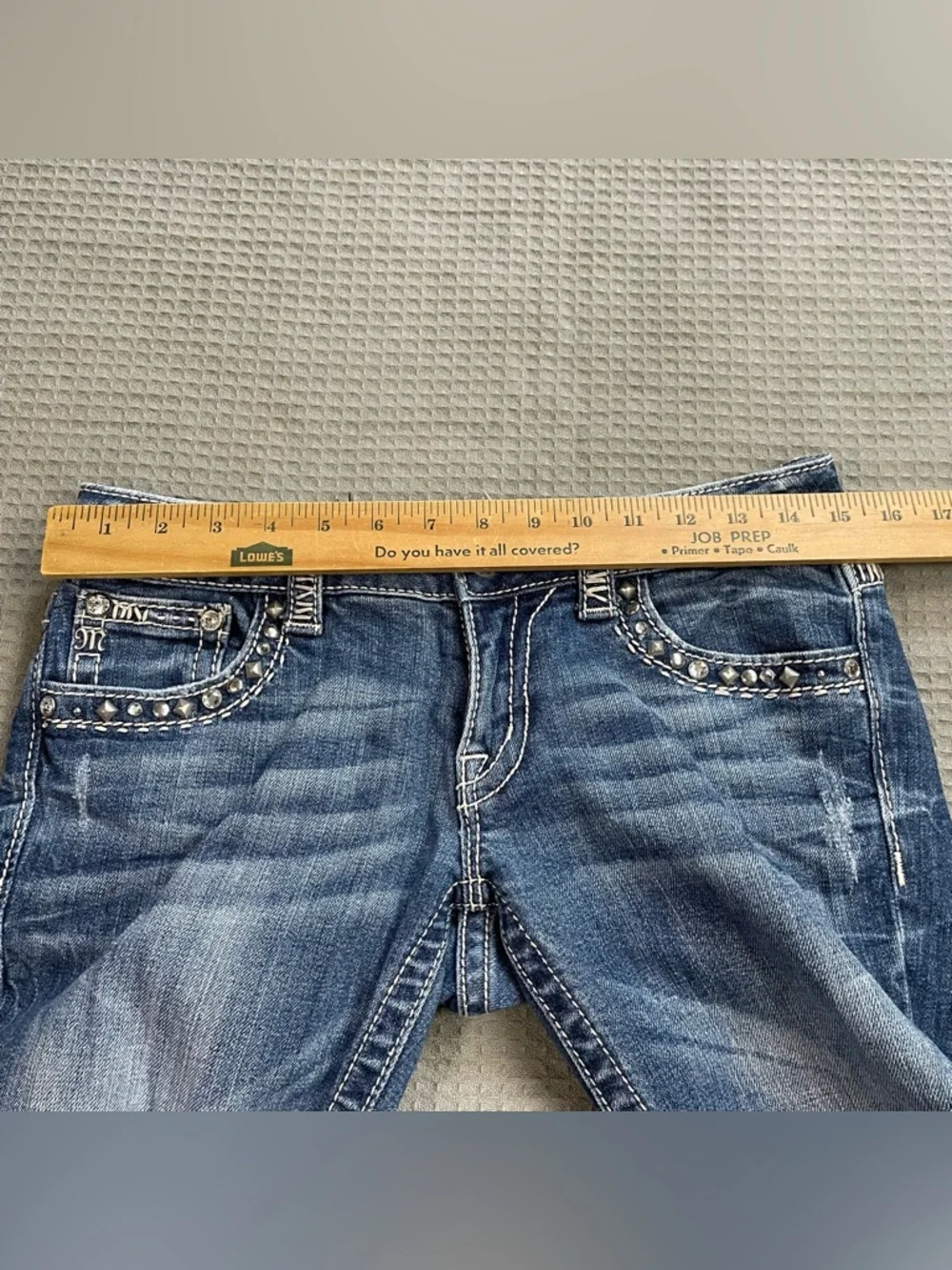 Miss Me Capri Jeans 27 Womens Studded Jeweled Buttoned‎ Back Flap Western